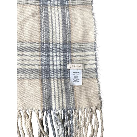 J.Crew Oversized Plaid Blanket Scarf 83x48 Soft Neutral Gray Cream Fringe - Picture 4 of 6